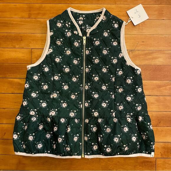NWT Love And Grow Winter Floral Vest - Picture 1 of 5